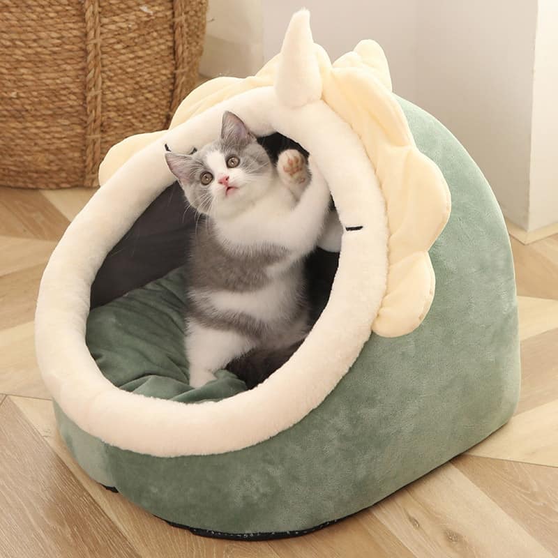 Deep sleep bed with warm basket in cozy cat house