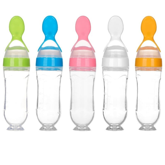 Spoon bottle feeder for babies